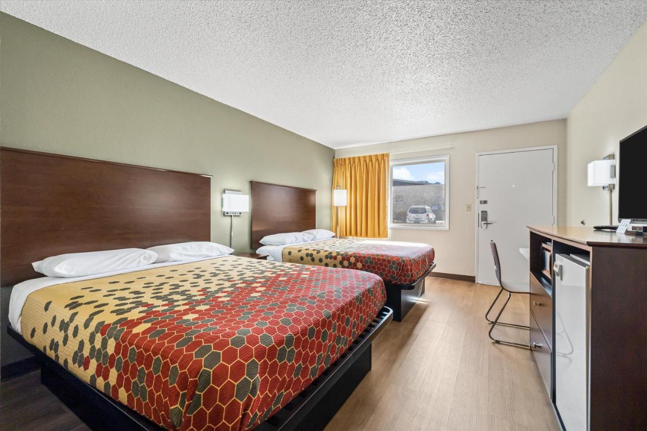 Bend Inn & Suites מראה חיצוני תמונה