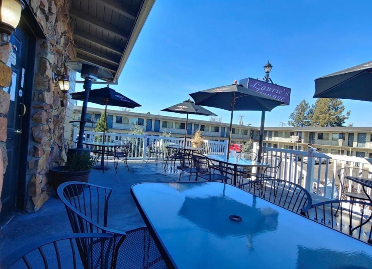 Bend Inn & Suites מראה חיצוני תמונה